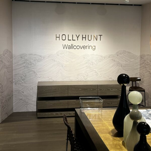 logos - Holly Hunt