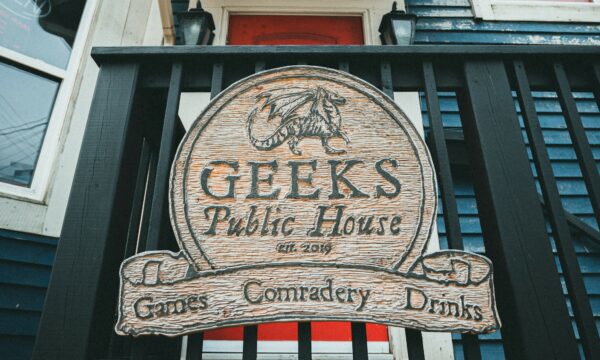 Geeks Public House