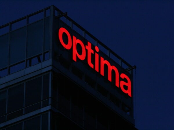 Optima building